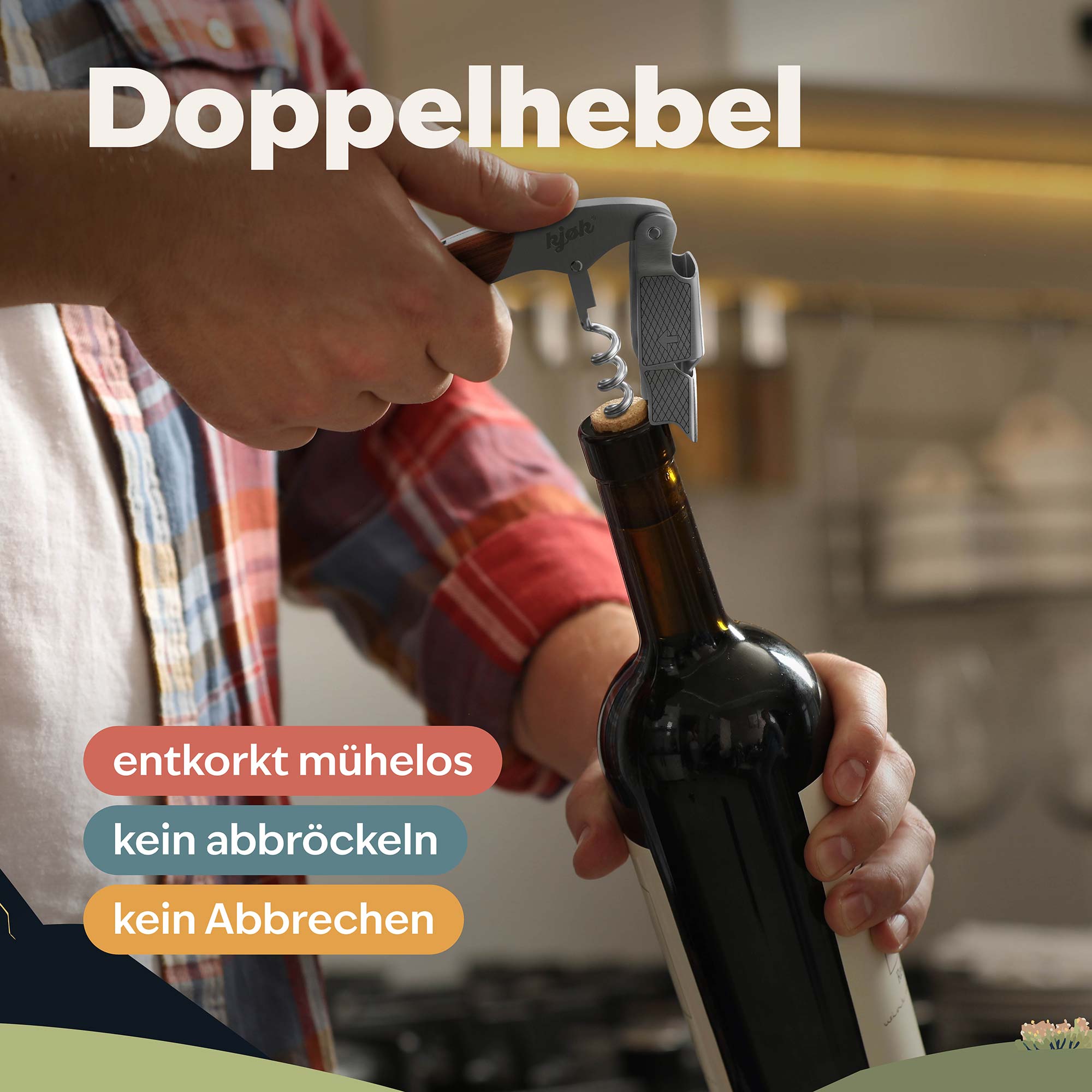 Doppelhebelfunktion des Kellnermessers für müheloses entkorken