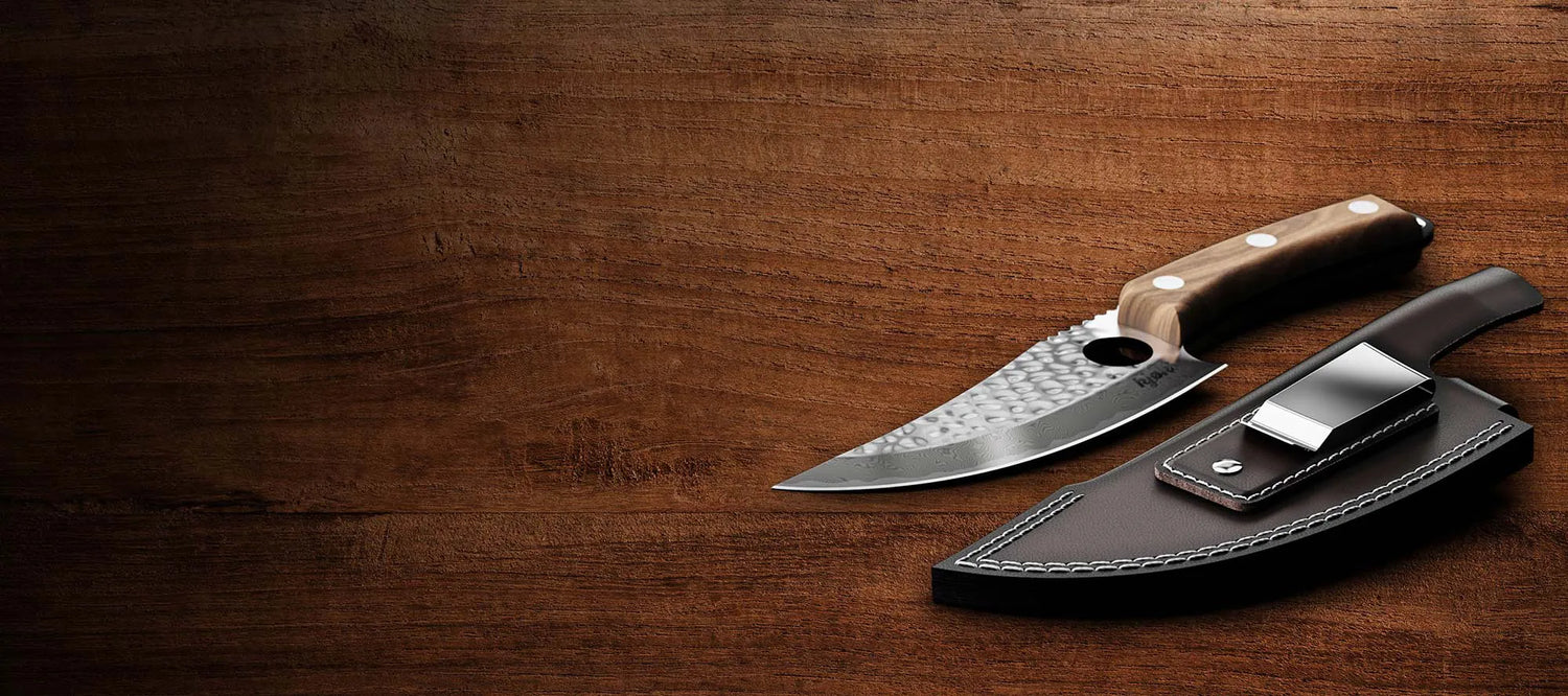 Kompaktes Lederetui für Messer beim mobilen Outdoor-Einsatz